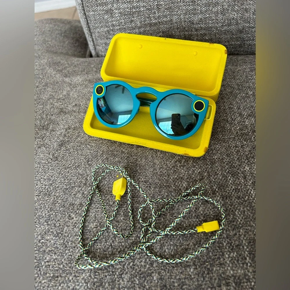 Spectacles Generation 1 - Picture 3 of 5